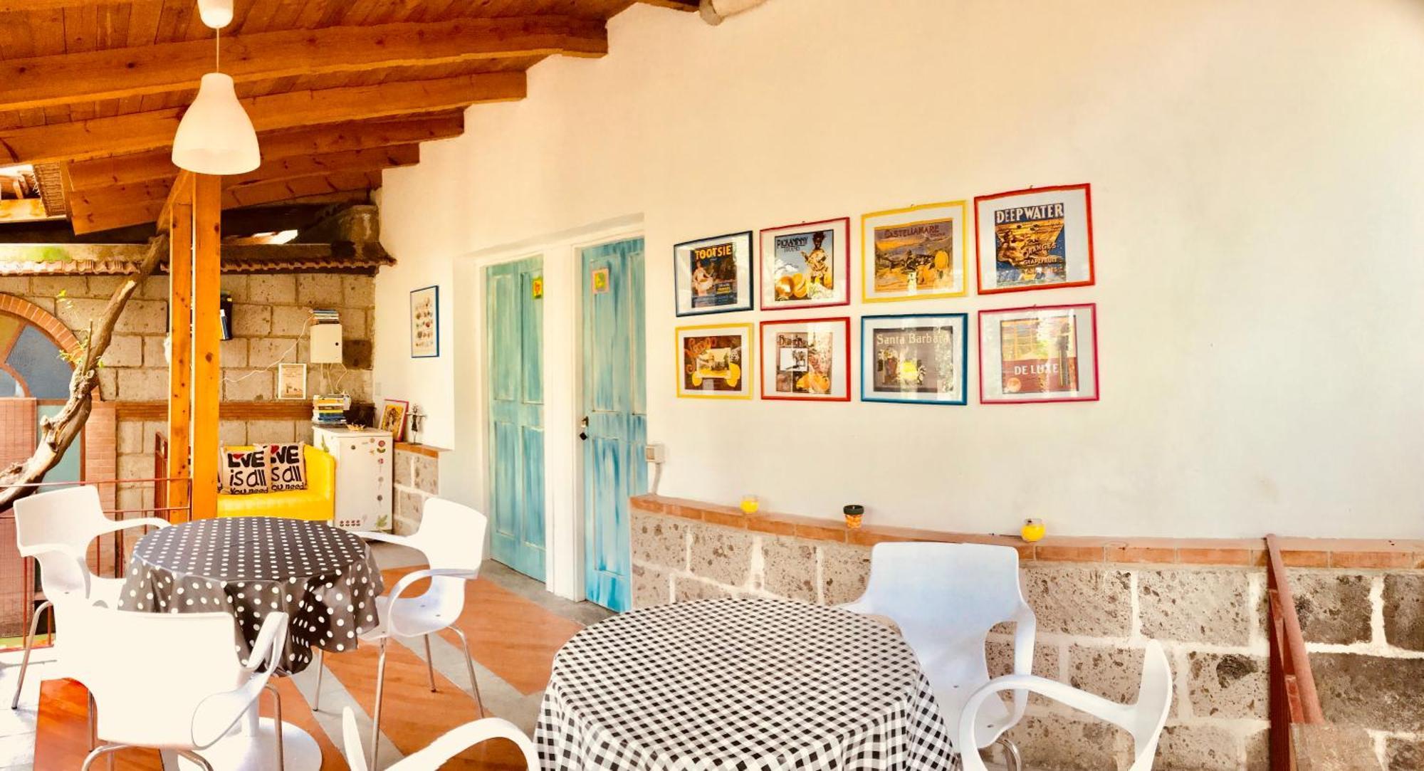 La Gallina Felice B&B Meta Exterior foto